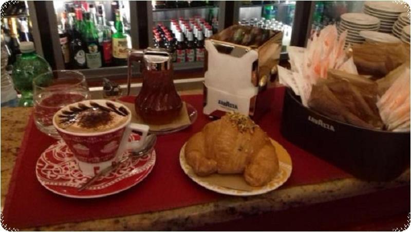Le Tre Stelle Hotel Cagliari Bagian luar foto
