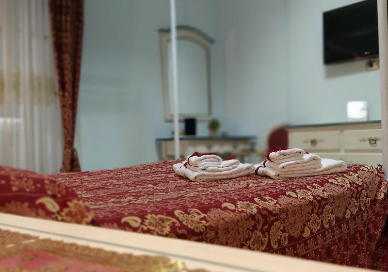 Le Tre Stelle Hotel Cagliari Bagian luar foto