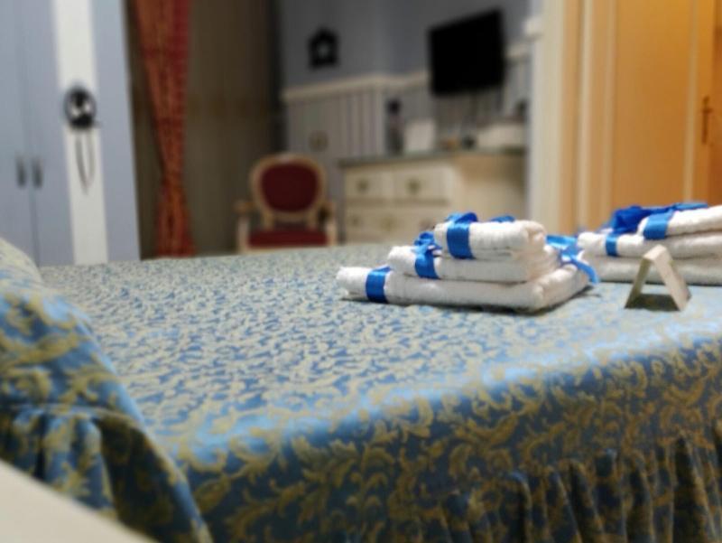 Le Tre Stelle Hotel Cagliari Bagian luar foto
