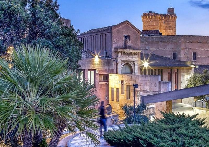Le Tre Stelle Hotel Cagliari Bagian luar foto