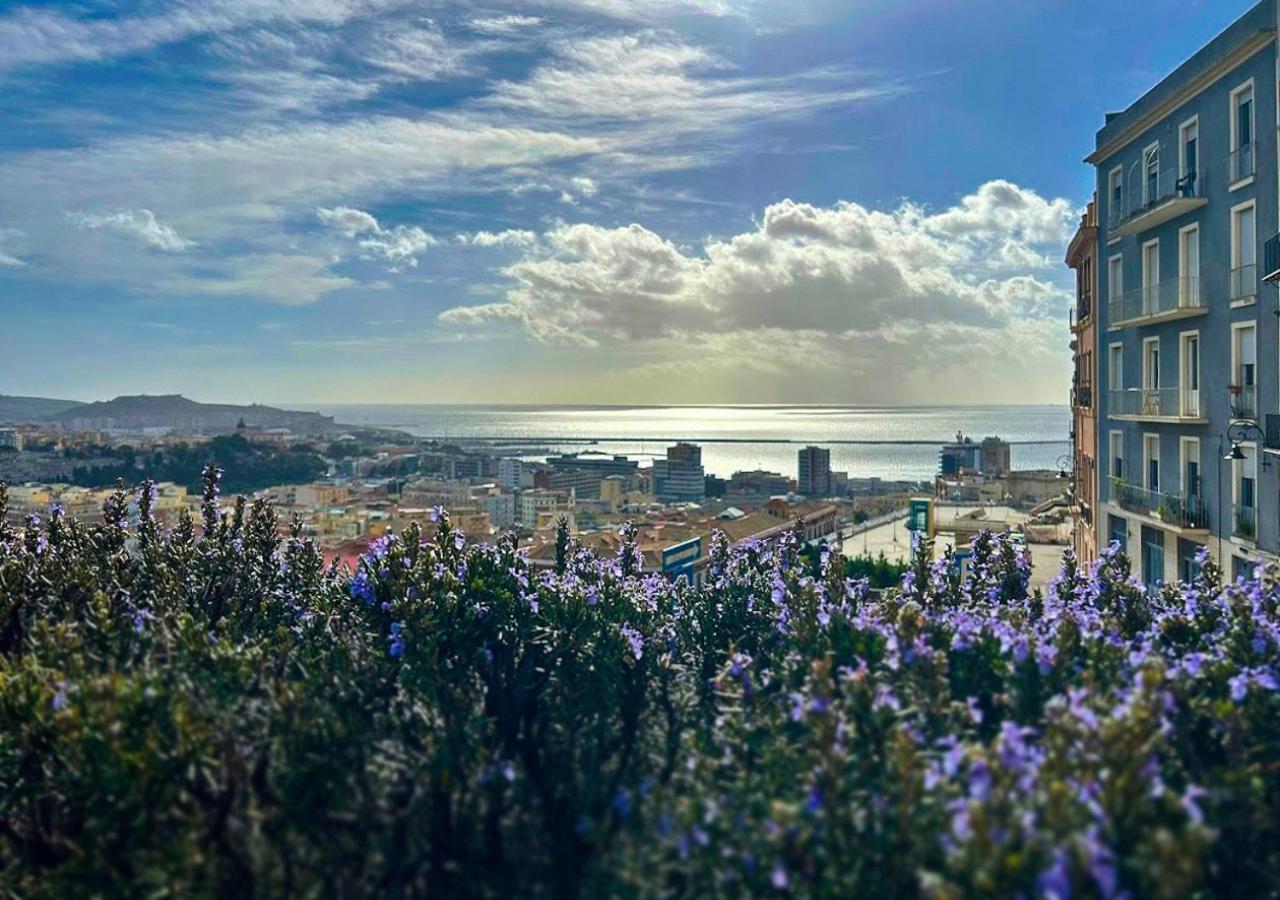 Le Tre Stelle Hotel Cagliari Bagian luar foto