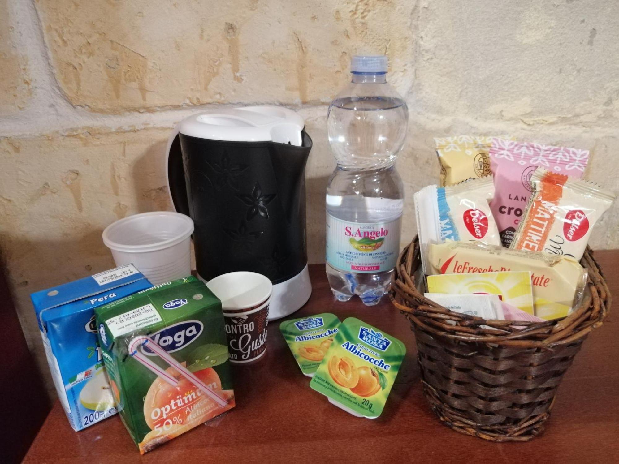 Le Tre Stelle Hotel Cagliari Bagian luar foto