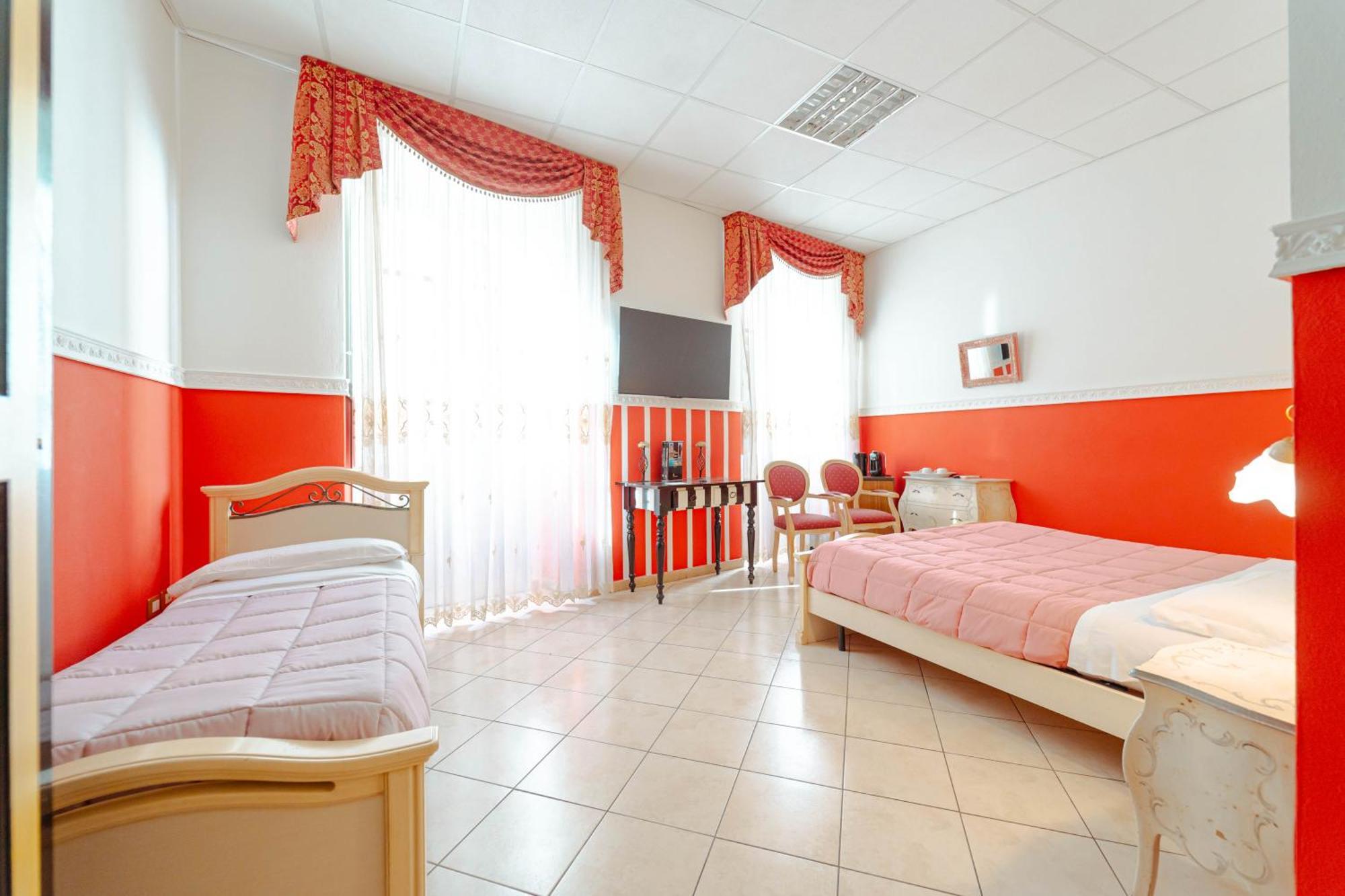 Le Tre Stelle Hotel Cagliari Bagian luar foto
