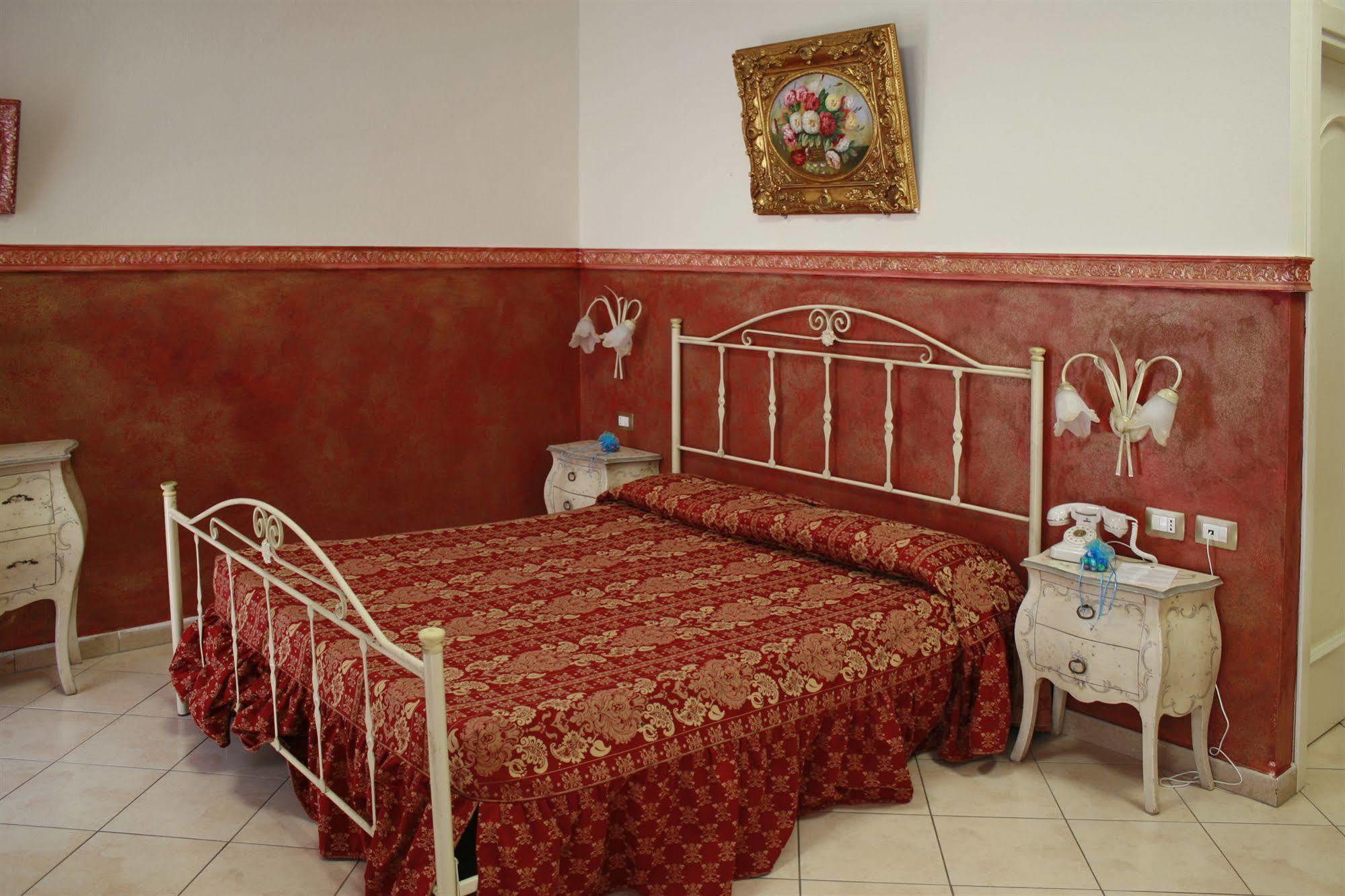 Le Tre Stelle Hotel Cagliari Bagian luar foto