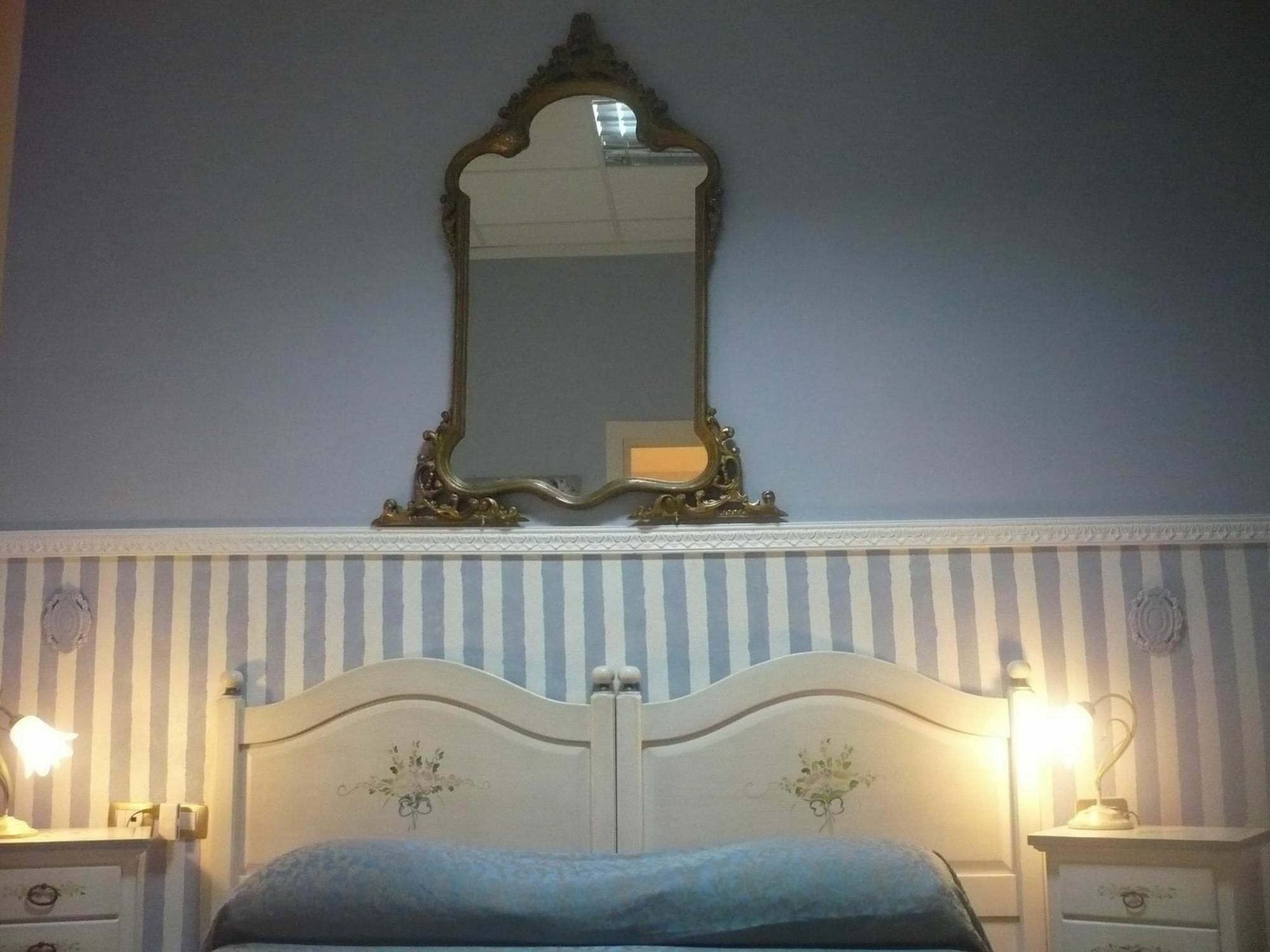 Le Tre Stelle Hotel Cagliari Bagian luar foto