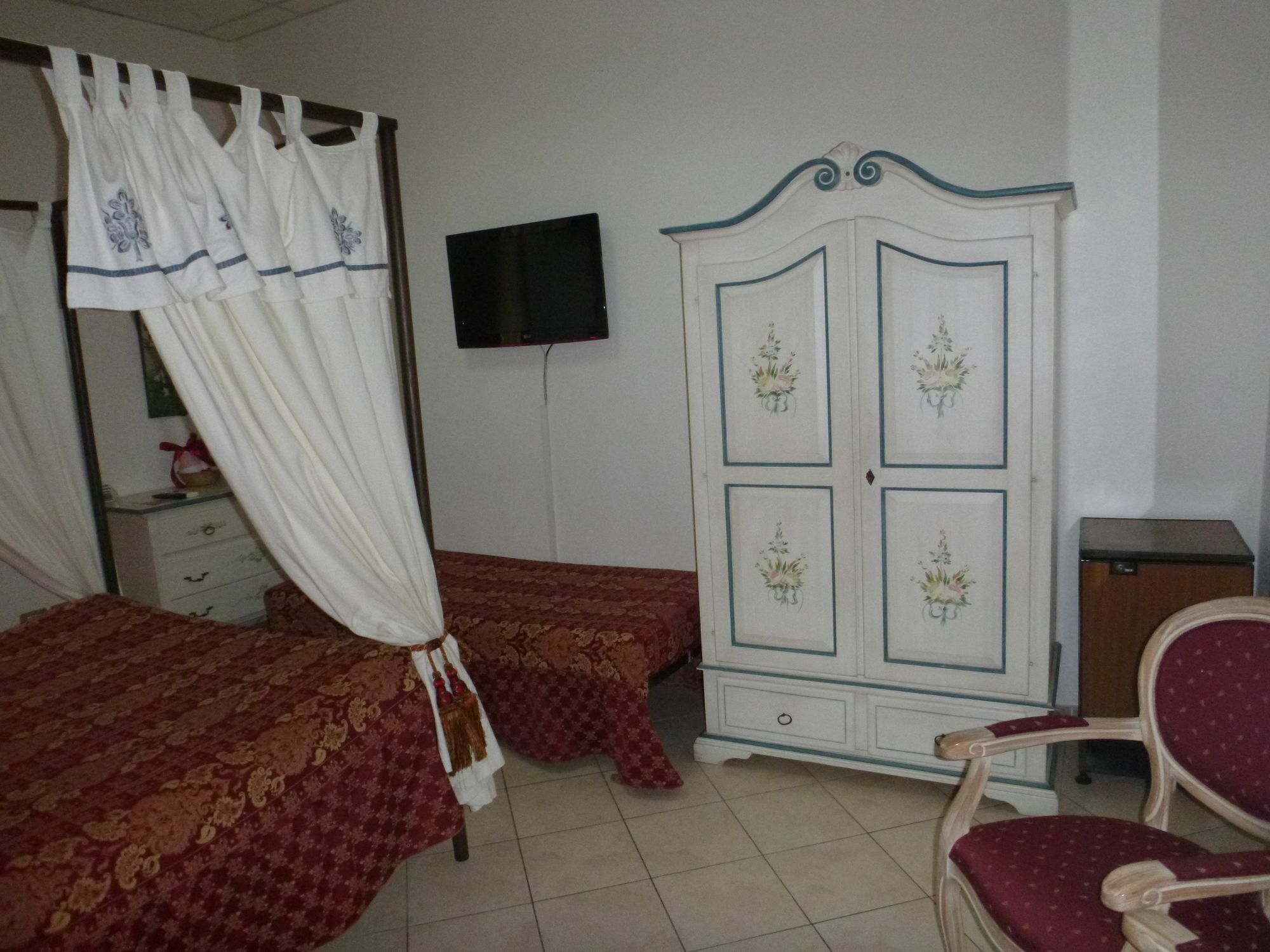 Le Tre Stelle Hotel Cagliari Bagian luar foto